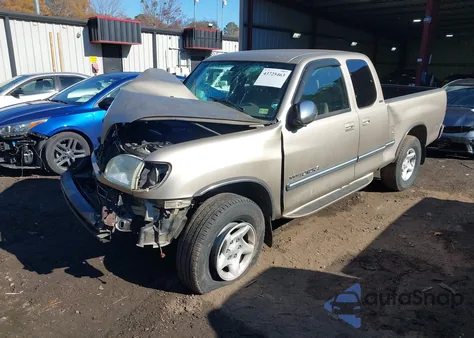 2002 Toyota Tundra Sr5 V8 z USA, uszkodzony, nr VIN 5TBRT34122S228996